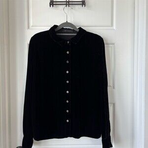 Cut Loose Button-Up Shirt Womens XS Black Velvet Collared Long Sleeve